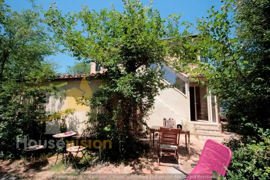 Villa in vendita a Montecarotto