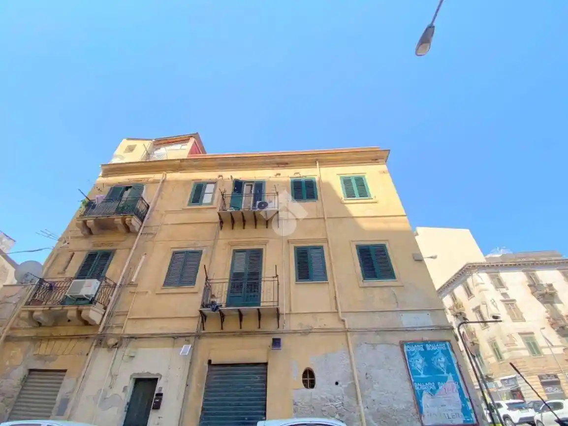 Appartamento in vendita a Palermo