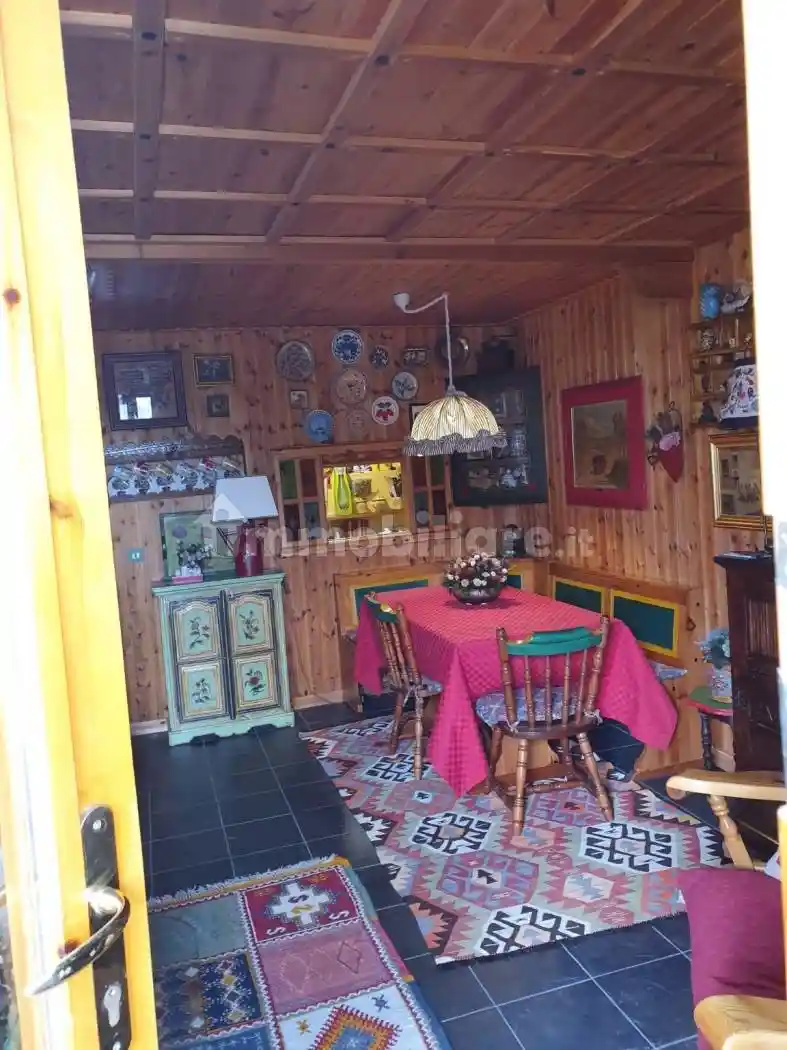 Casa indipendente in affitto a Rocca di Cambio