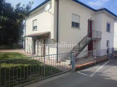 Villa in vendita a Bagnacavallo