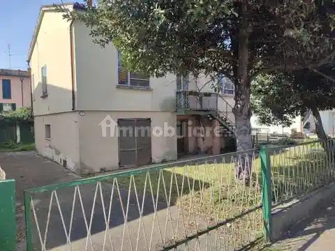Villa in vendita a Bagnacavallo