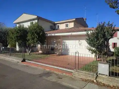 Villa in vendita a Fusignano