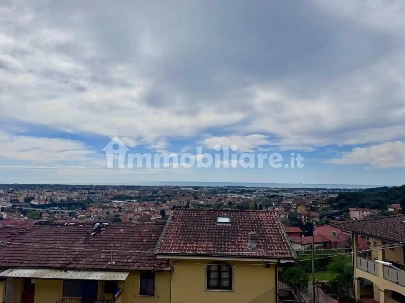 Villetta a schiera in vendita a Massa