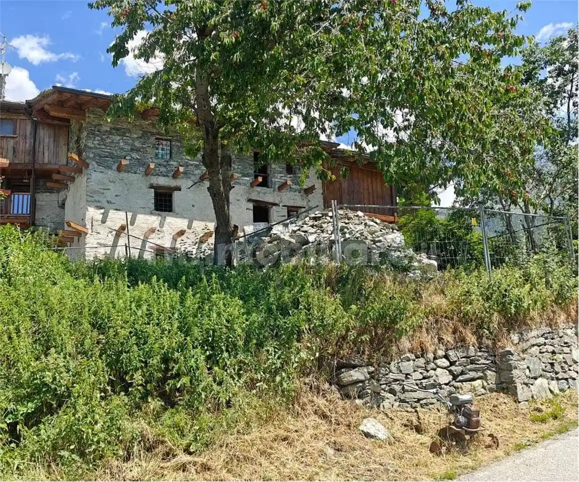 Appartamento in vendita a Brusson