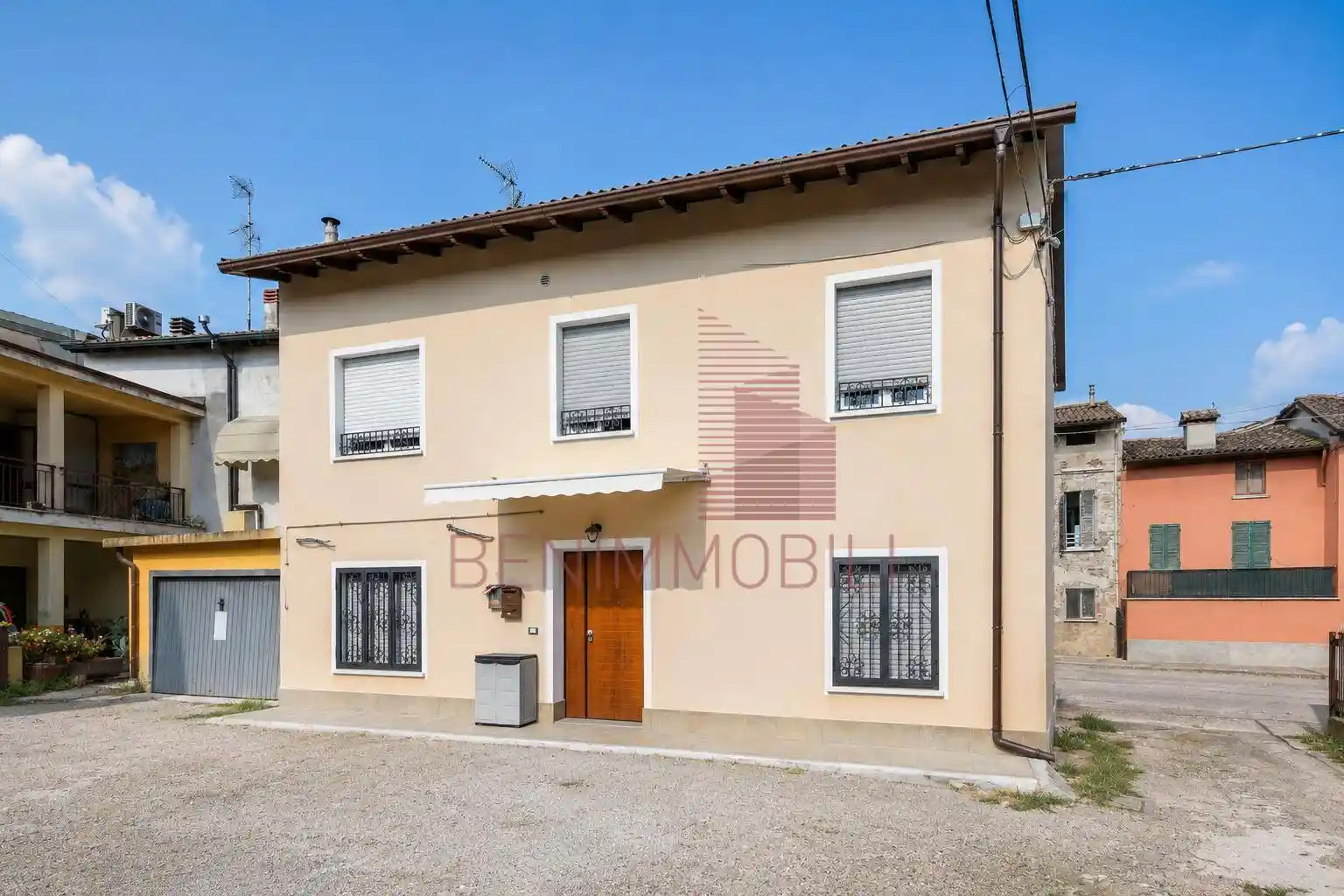 Appartamento in vendita a San Zeno Naviglio