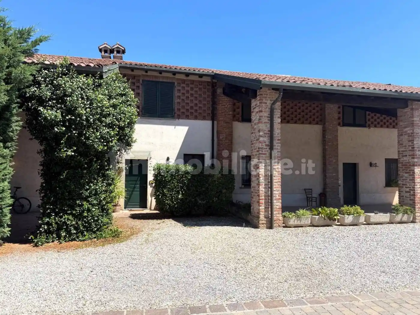 Casa indipendente in vendita a Pavia