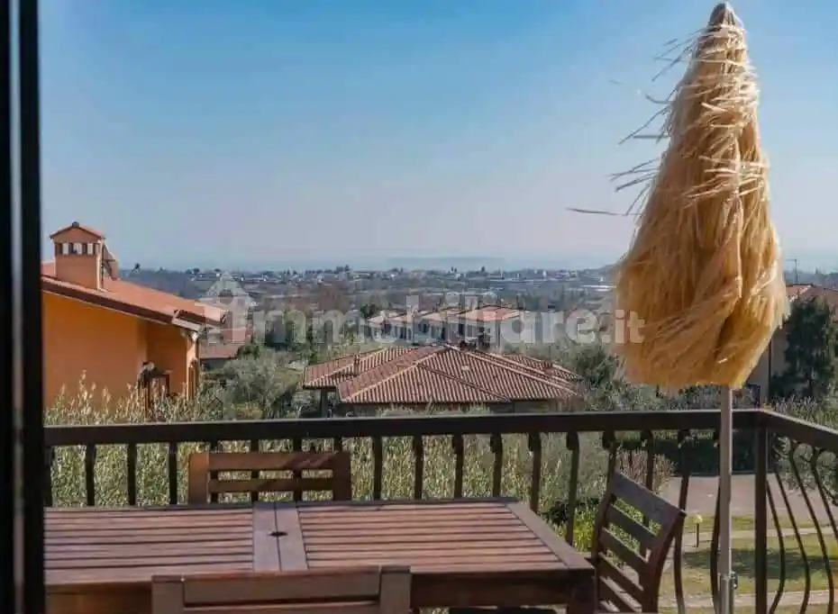 Appartamento in vendita a Soiano del Lago