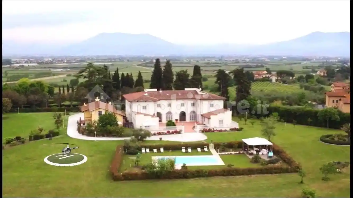 Villa in vendita a Signa