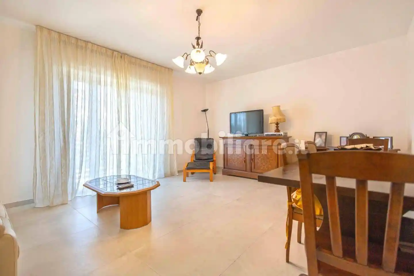 Appartamento in vendita a Cascina