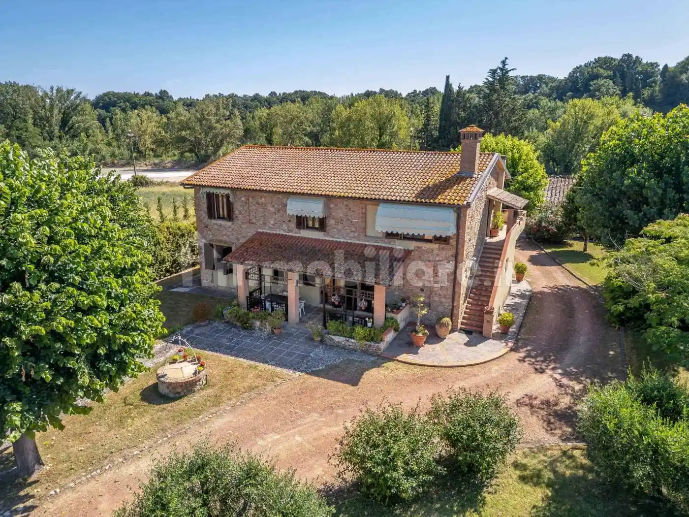 Villa in vendita a Terricciola