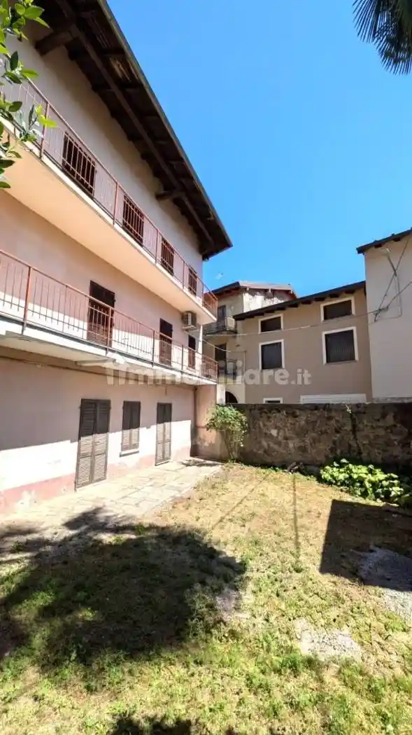 Casa indipendente in vendita a Invorio