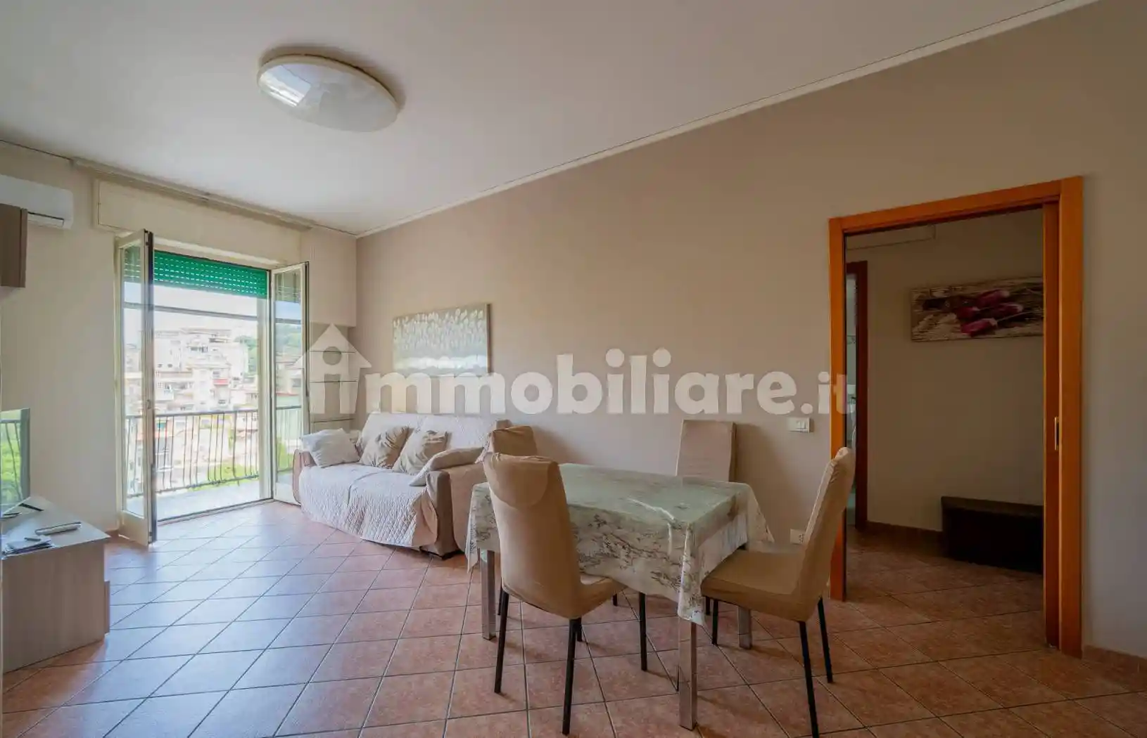 Appartamento in vendita a Napoli