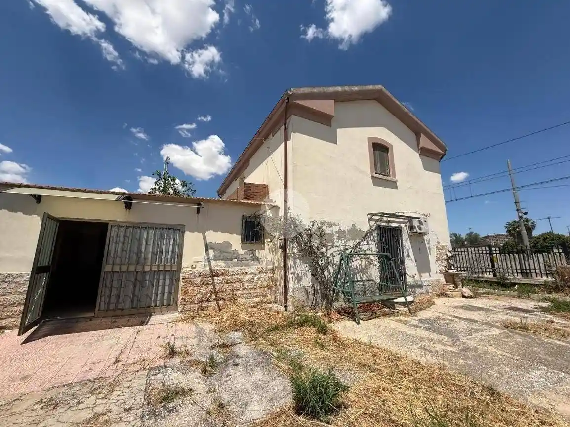 Rustico - Casale in vendita a Lucera