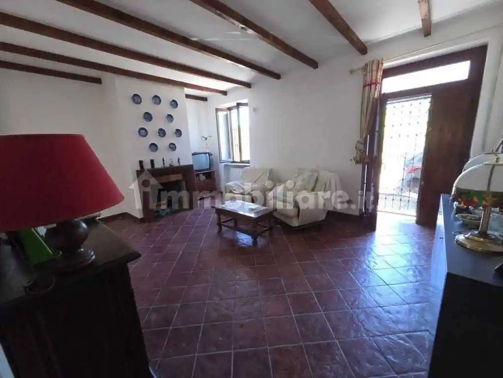 Appartamento in vendita a Borgo Priolo