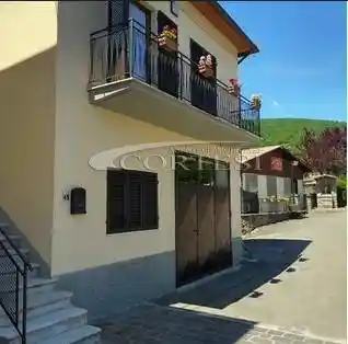 Casa indipendente in vendita a Bibbiena