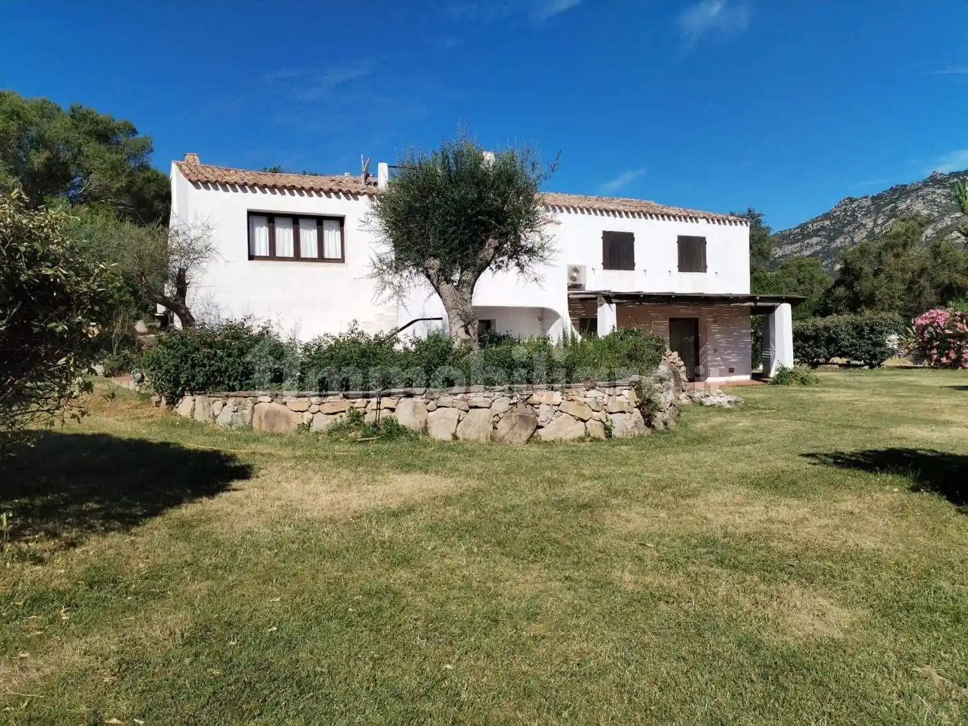 Villa in vendita a Olbia