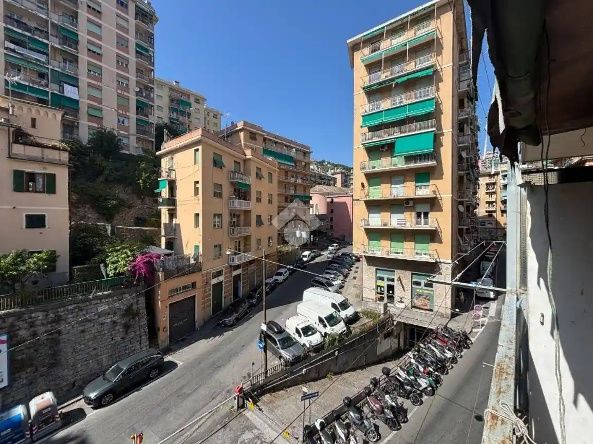 Appartamento in vendita a Genova
