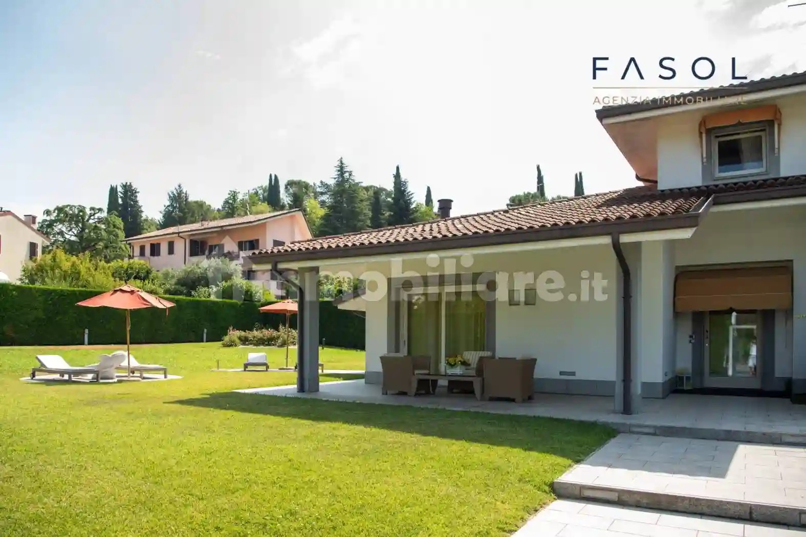 Villa - foto 2