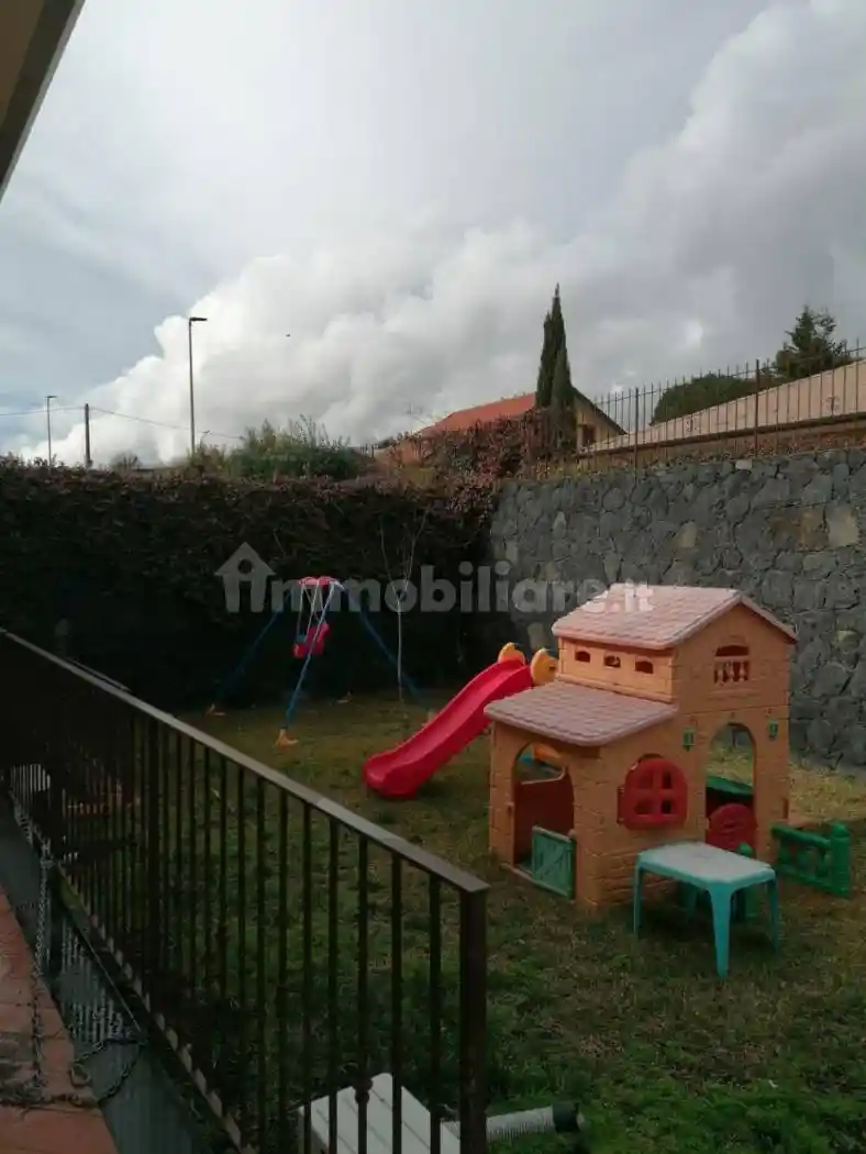 Villetta a schiera in vendita a Pedara