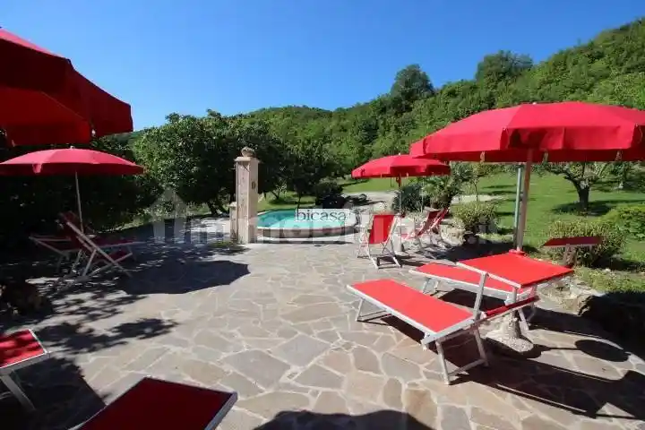 Rustico - Casale in vendita a Pesaro