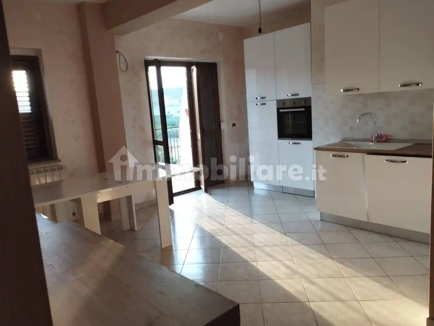 Appartamento in affitto a Davoli