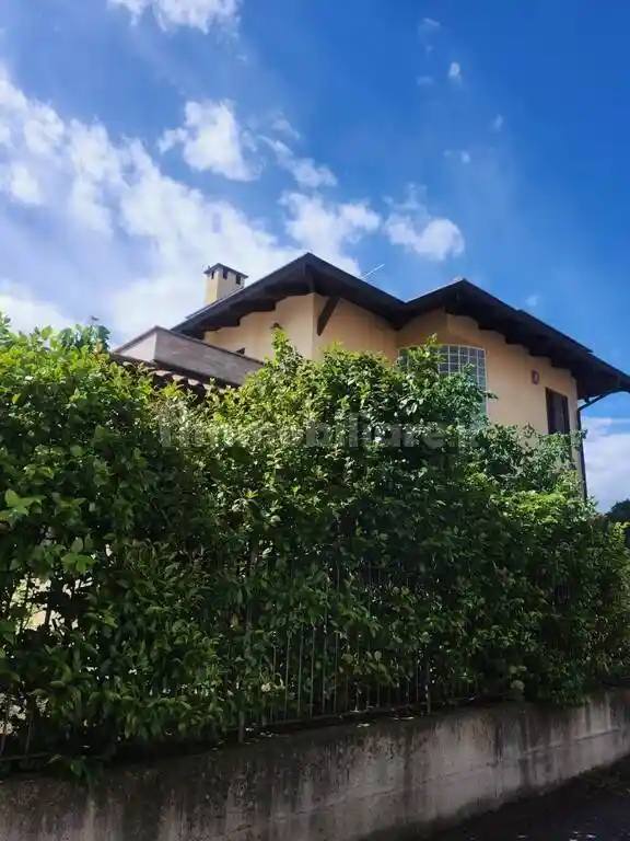 Villa in vendita a Alpignano