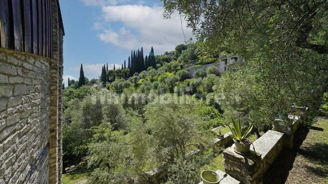 Villa in vendita a Gargnano