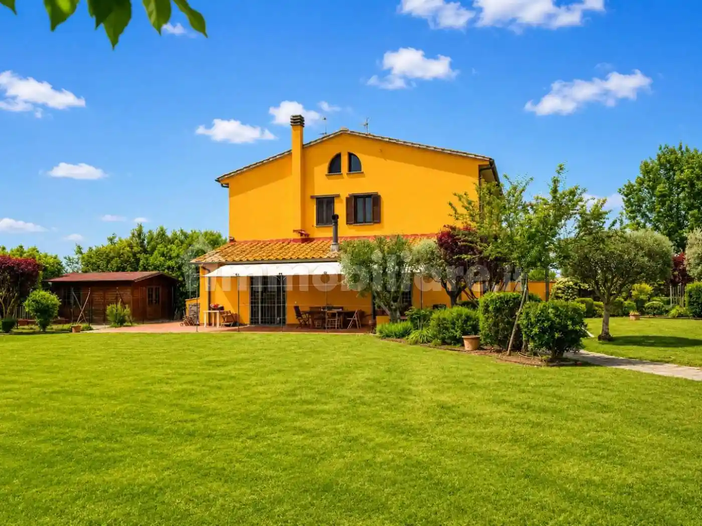 Rustico - Casale in vendita a Cascina