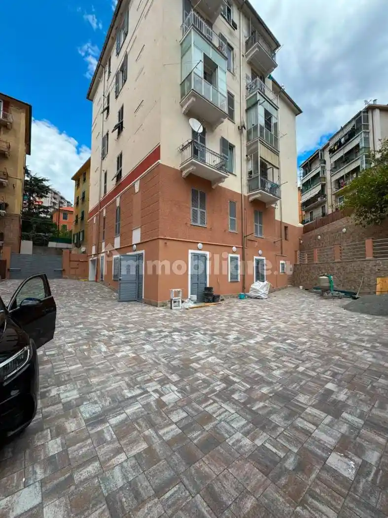 Appartamento in vendita a Savona