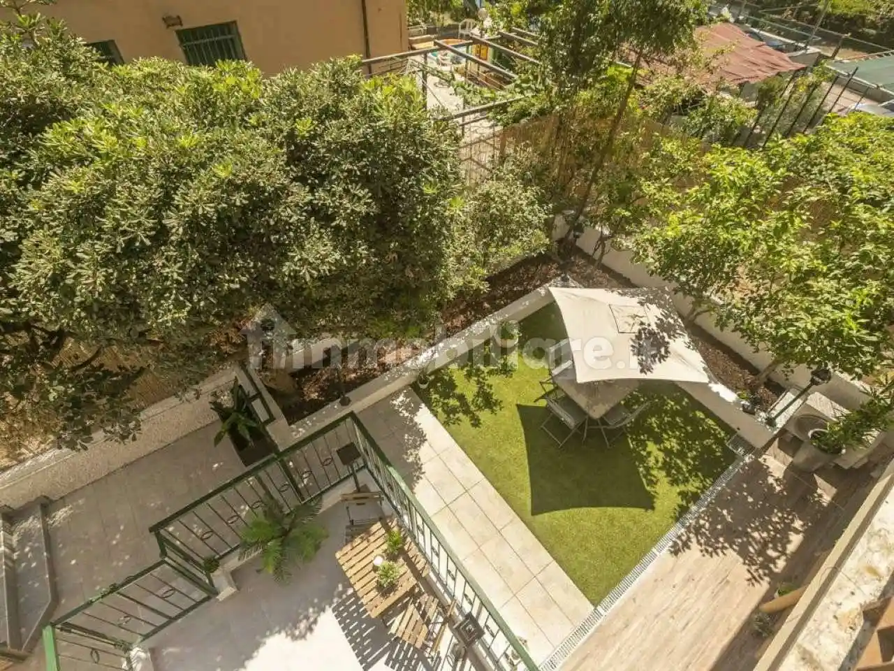 Appartamento in vendita a Genova