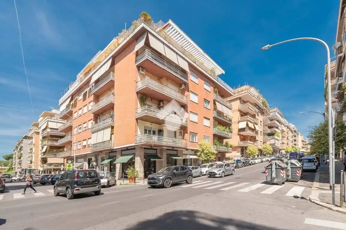 Appartamento in vendita a Roma