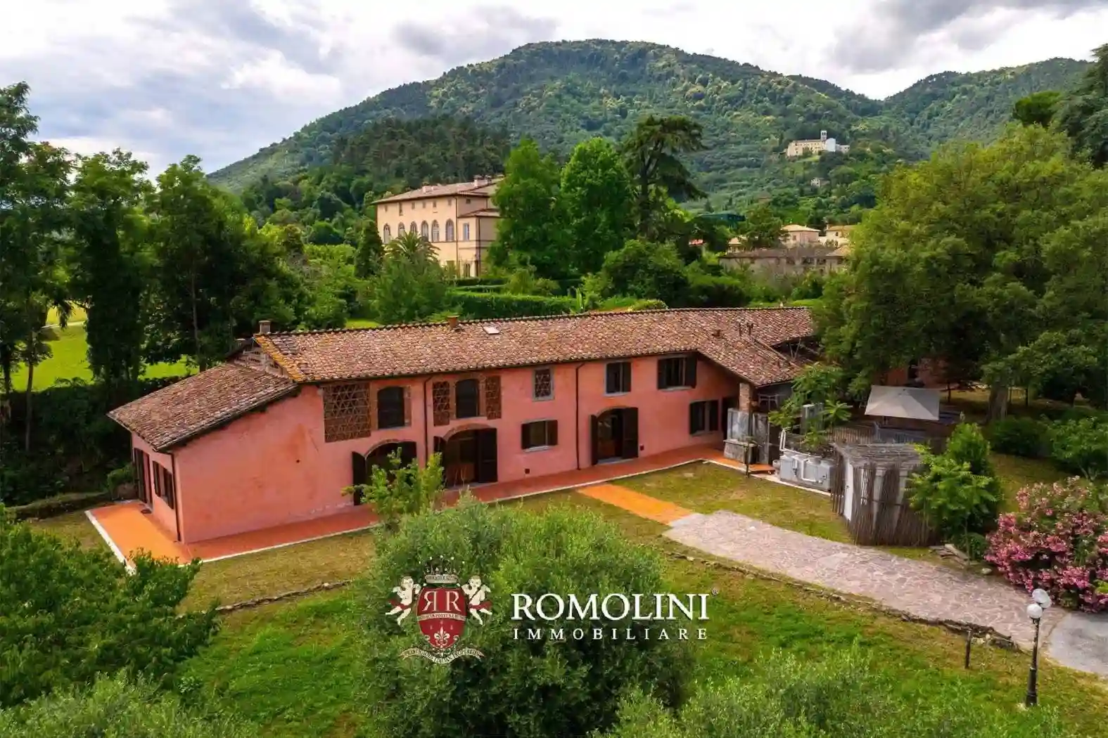 Villa - foto 2