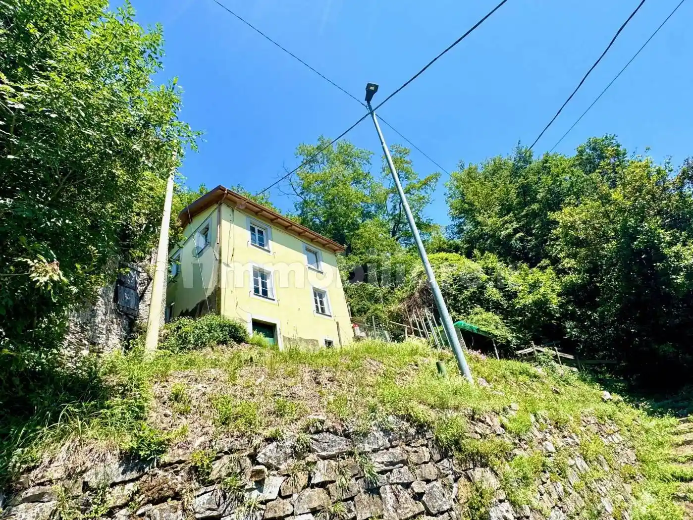 Casa indipendente in vendita a Lumarzo