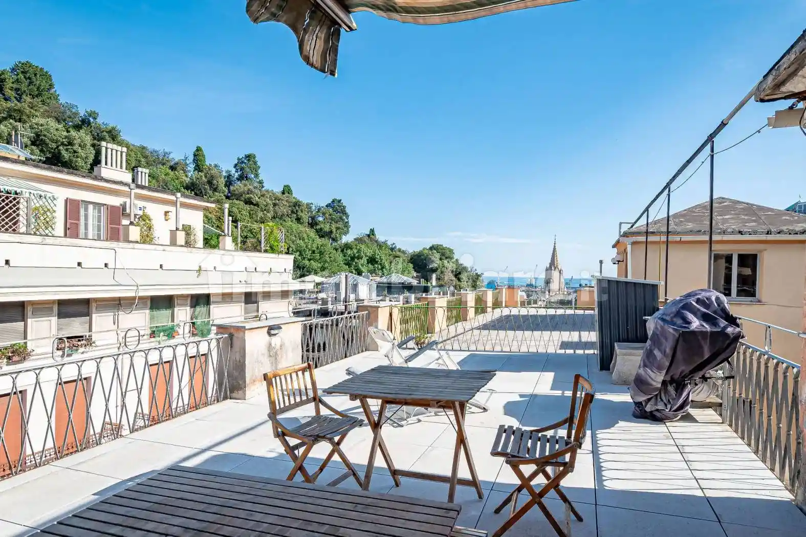 Appartamento in vendita a Genova
