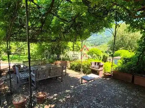 Rustico - Casale in vendita a Vaiano
