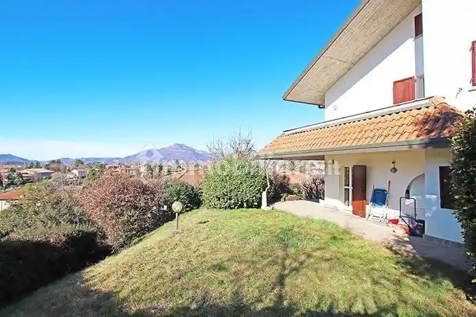 Villetta a schiera in vendita a Ponteranica