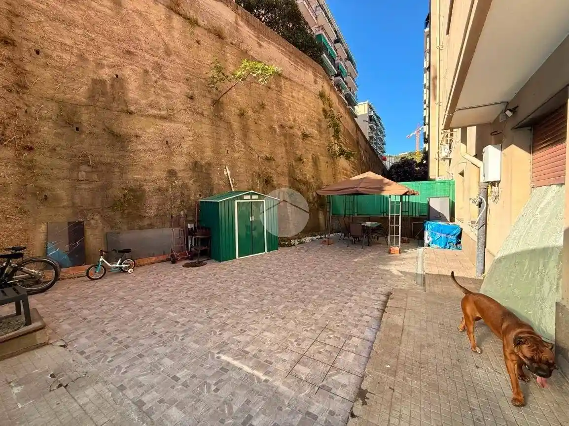 Appartamento in vendita a Genova