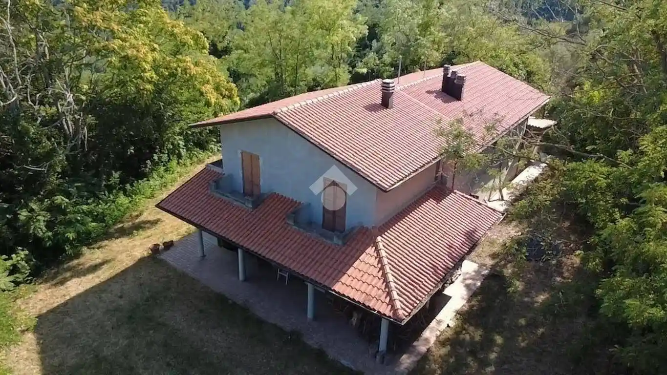 Casa indipendente in vendita a Gemmano