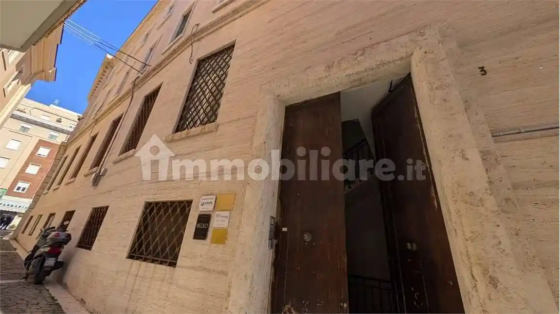 Appartamento in affitto a Civitavecchia