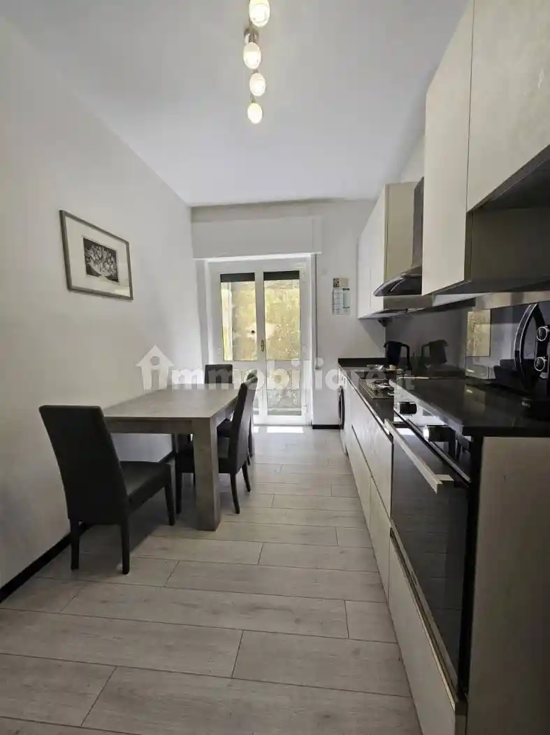 Appartamento in vendita a Genova