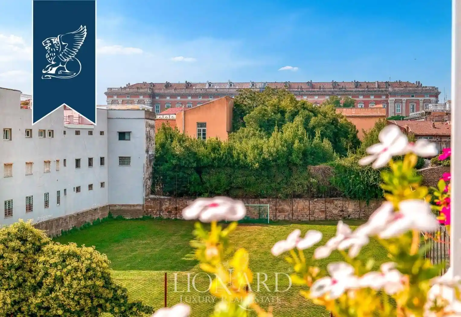 Palazzo - Edificio in vendita a Caserta