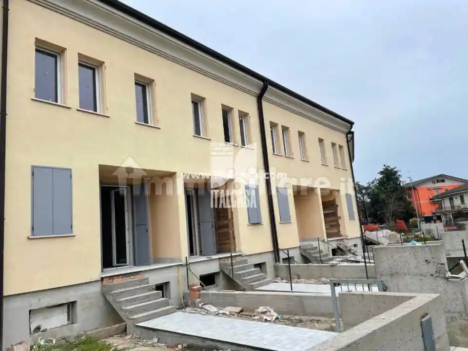 Villetta a schiera in vendita a Mantova