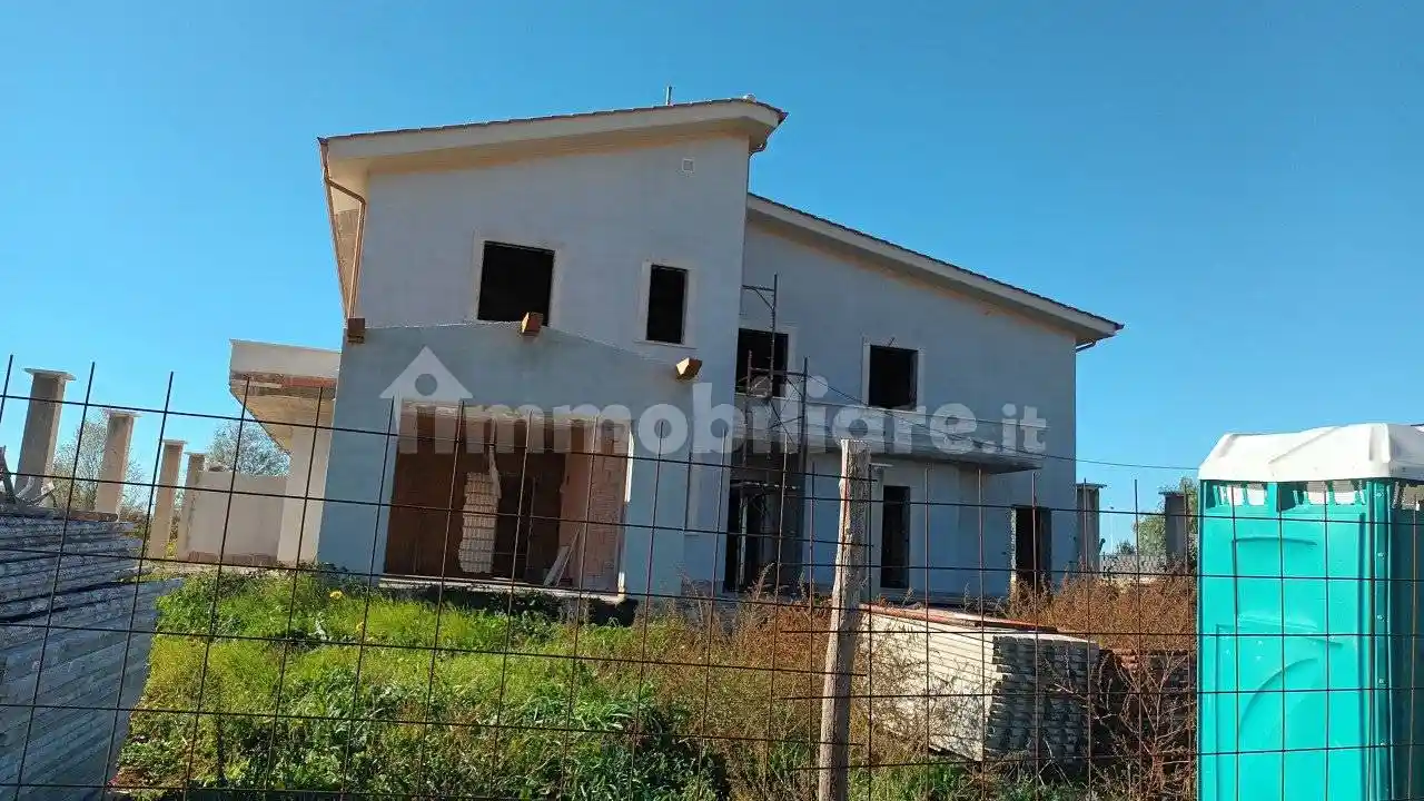 Villa in vendita a Pomezia