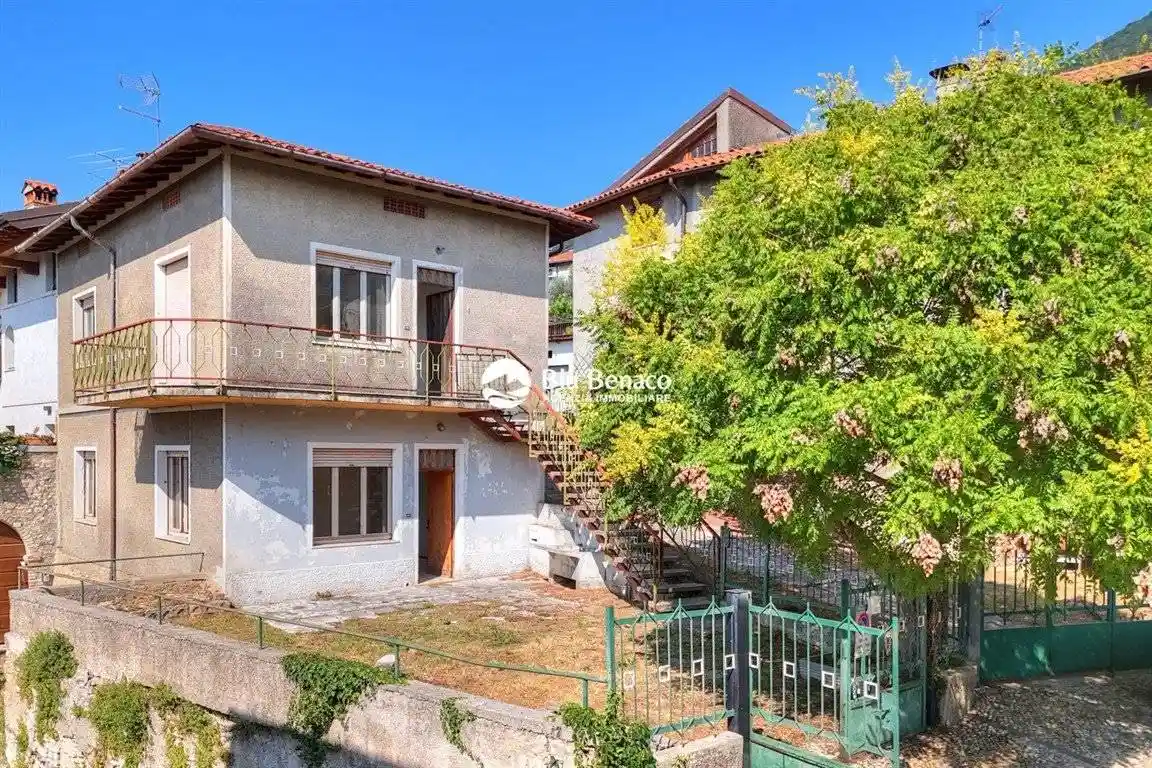 Casa indipendente in vendita a Toscolano-Maderno