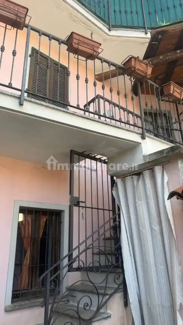 Appartamento in vendita a Stresa