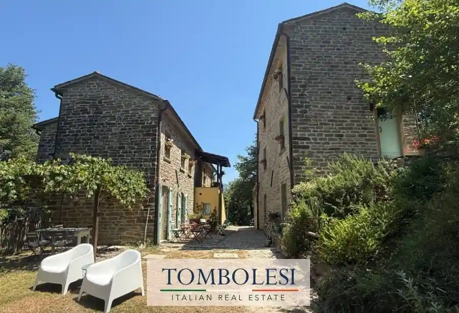 Rustico - Casale in vendita a Cantiano