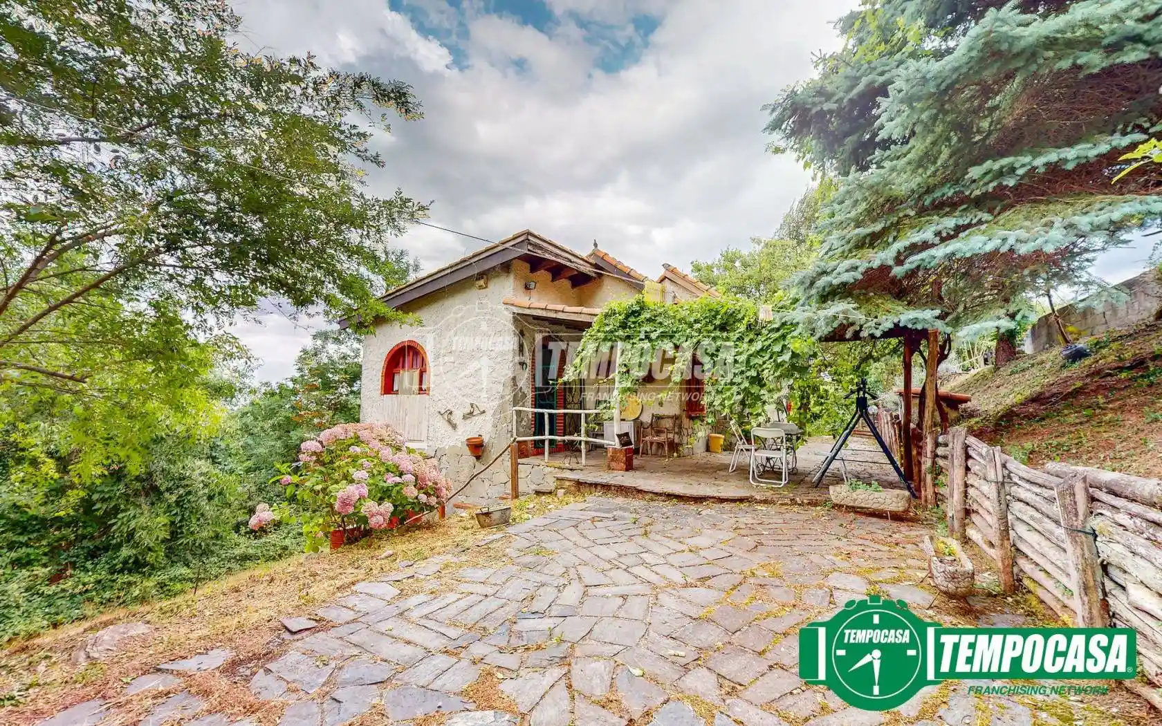 Villa in vendita a Ponzone