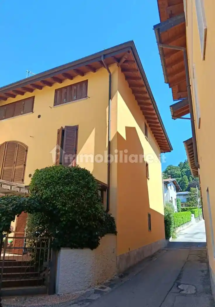 Attico - Mansarda in vendita a Luvinate