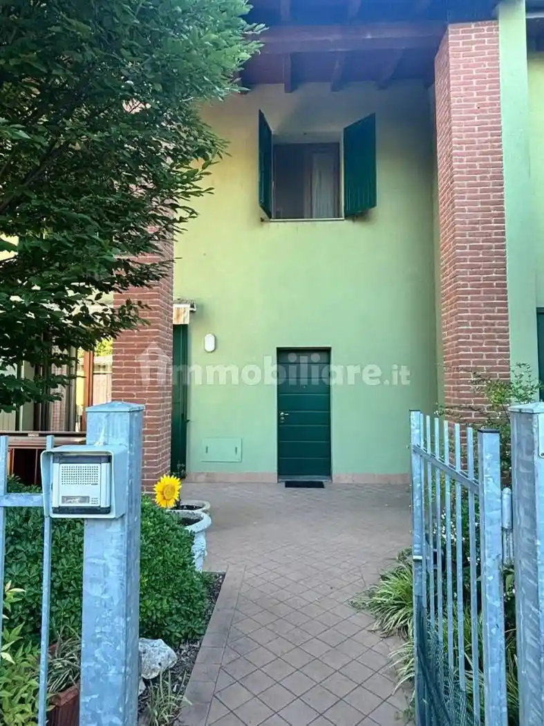 Villetta a schiera in vendita a Cicognolo