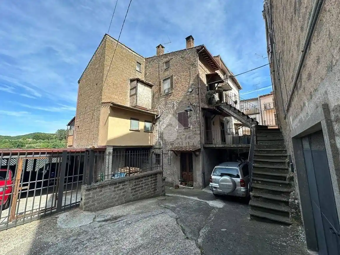 Appartamento in vendita a Viterbo